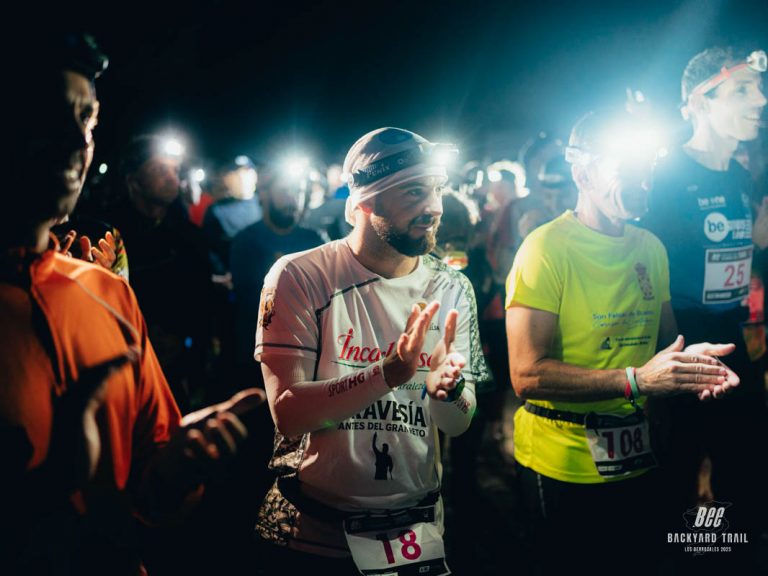 01_BEEBACKYARD2025-11