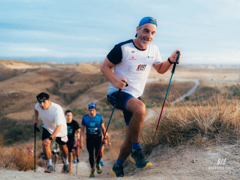 01_BEEBACKYARD2025-35