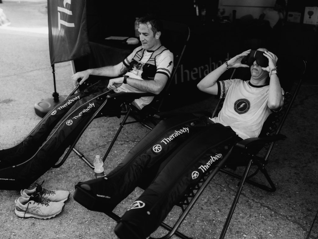 01_BEEBACKYARD2025-113-scaled